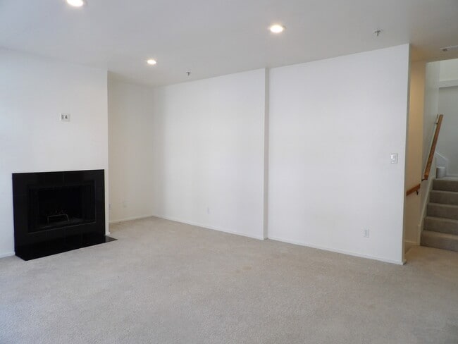 Photo - 3906 Buena Vista St