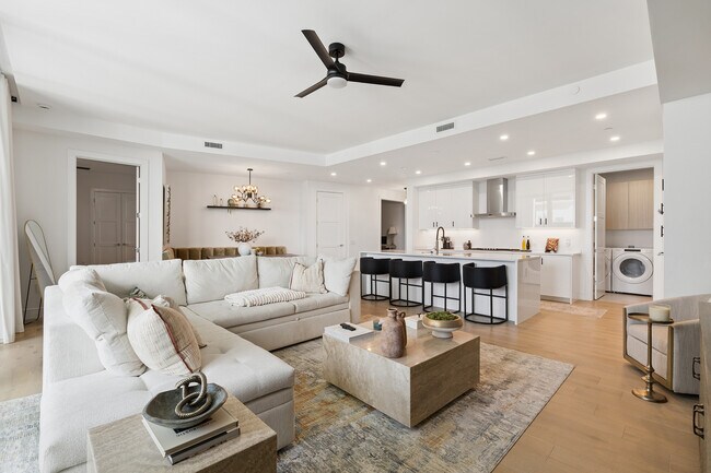 Photo - 2425 Peachtree Rd NE