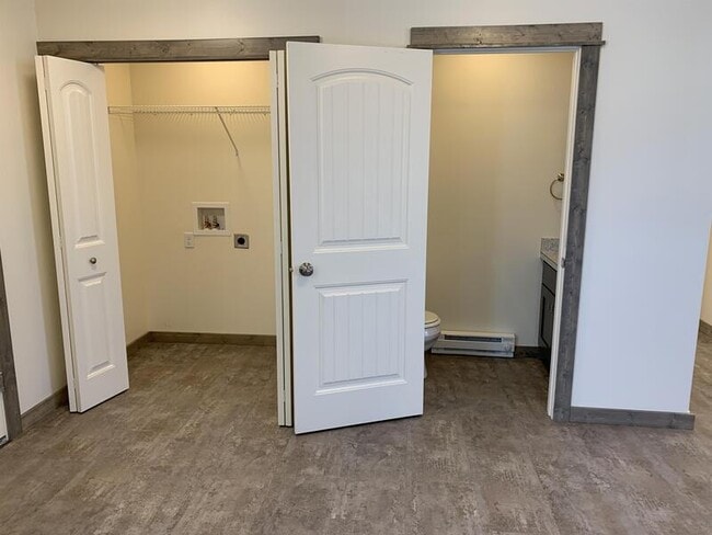 Photo - 831 Gibbon St