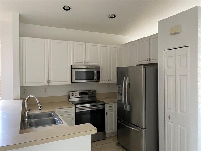 Photo - 1720 NW 78th Way