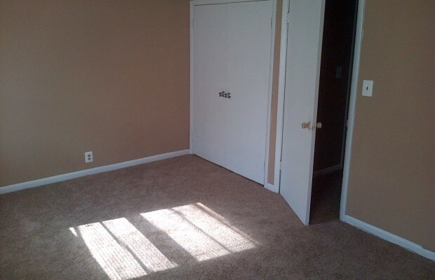 Bedroom - Robinwood Townhomes