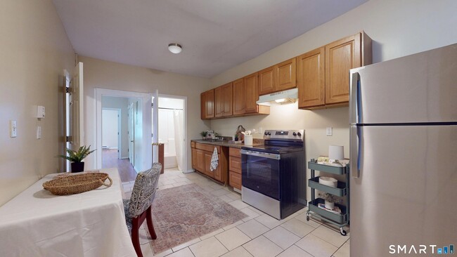 Photo - 24 Madison St