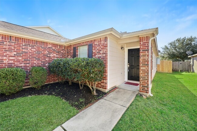 Photo - 18323 Fair Grange Ln