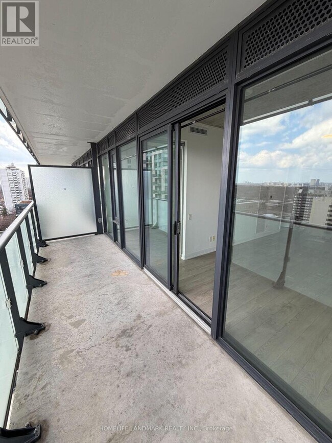 Photo - 185 Roehampton Ave Unit 1209