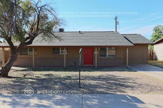 Building Photo - 1800 W Mountain View Dr