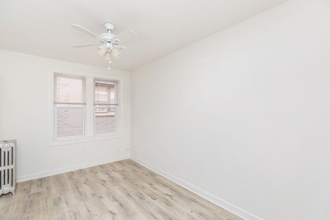 Photo - Winthrop 5710