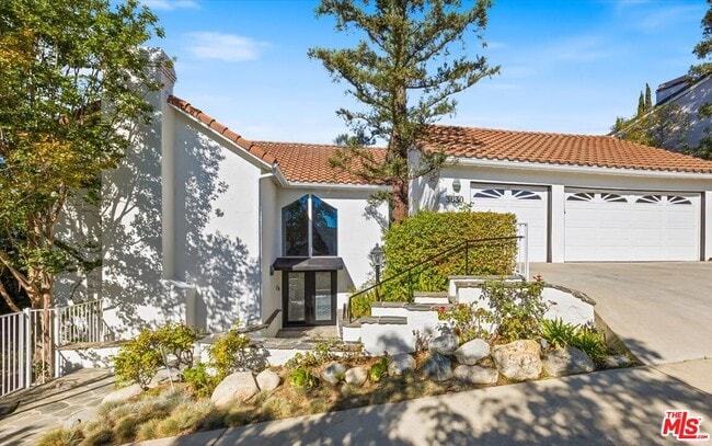 Photo - 3630 Roberts View Pl