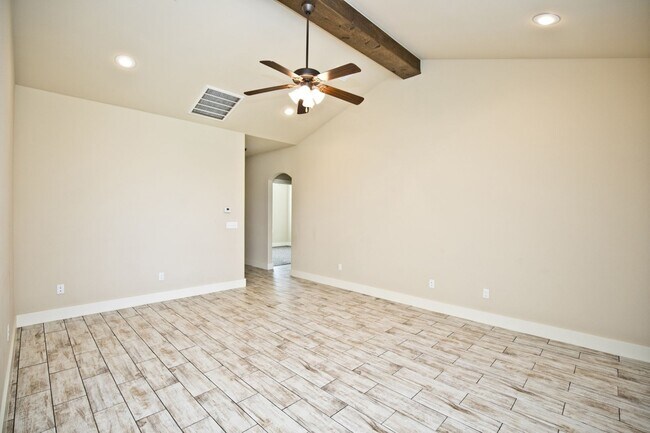 Photo - 106 Alder St