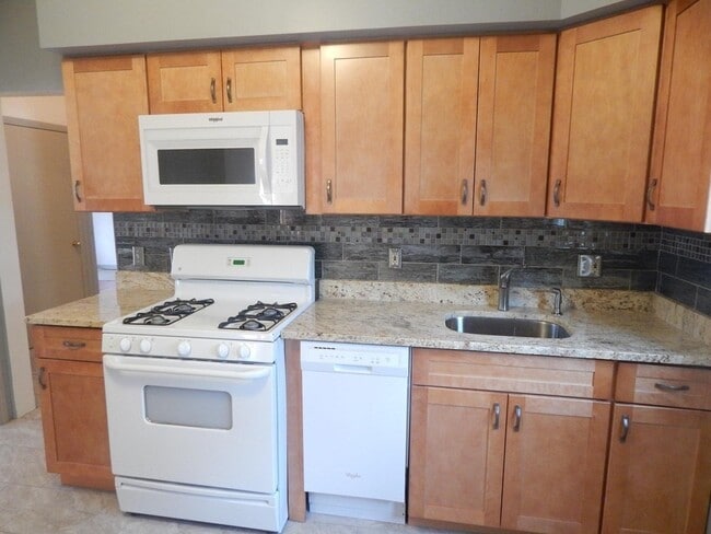 Photo - 116 Grant Ave Unit 16
