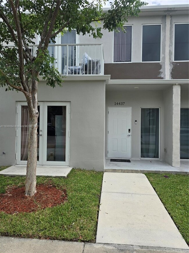 Building Photo - 14437 SW 260th St Rental
