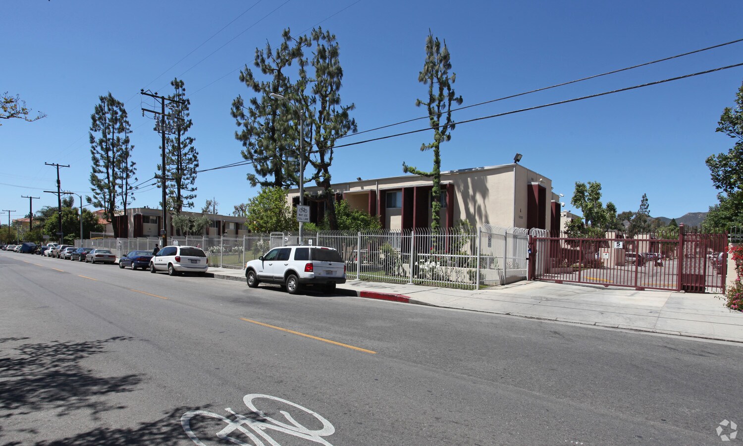 Photo - Astoria Gardens