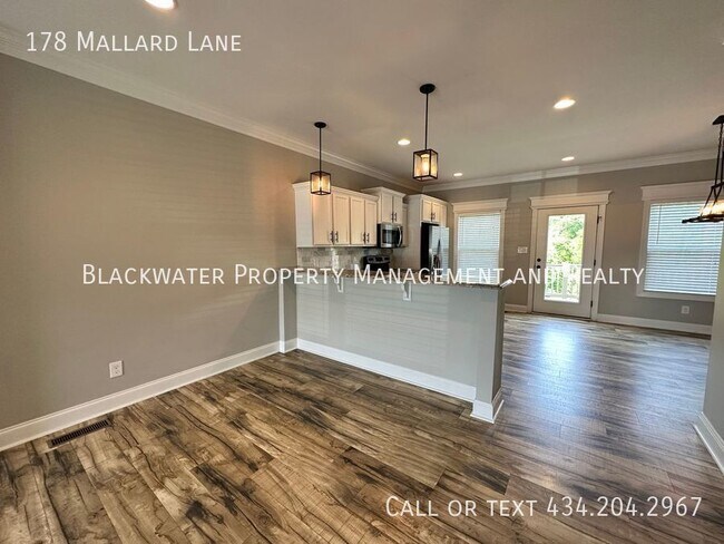 Photo - 3 Bedroom Braxton Park Townhome!