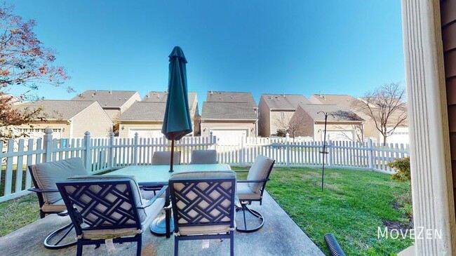 Photo - 129 Station Dr