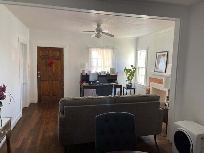 Photo - 3505 Douglas Ave
