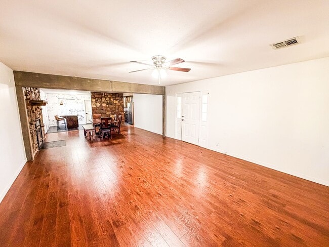 Photo - Fully Renovated Modern Farmhouse in Quiet Jennings