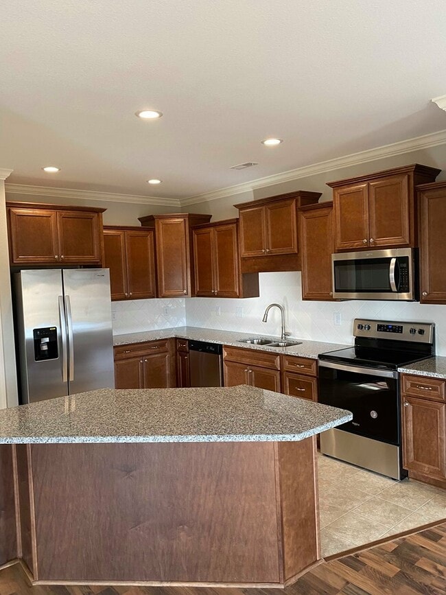 Photo - 2105 Remington Ct