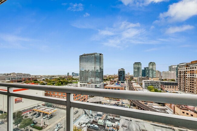 Photo - 757 N Orleans St Unit 1203