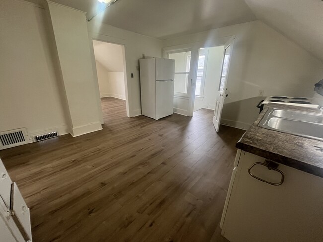 Photo - 1117 Doty St Rental