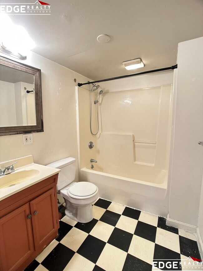 Photo - 199 Mount Auburn St Unit #1