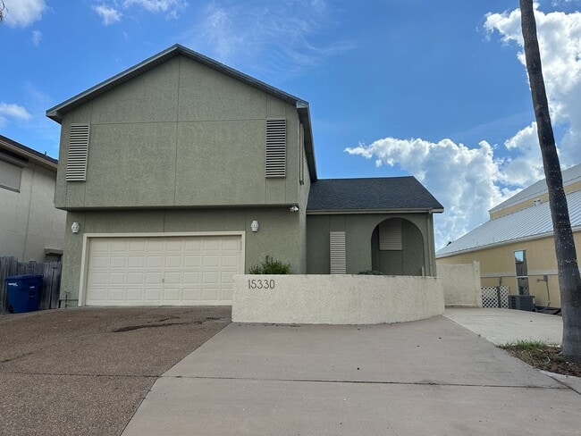 Building Photo - ISLAND LIVING! Rental