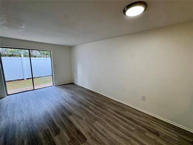 Photo - 308 57th Ave Dr E