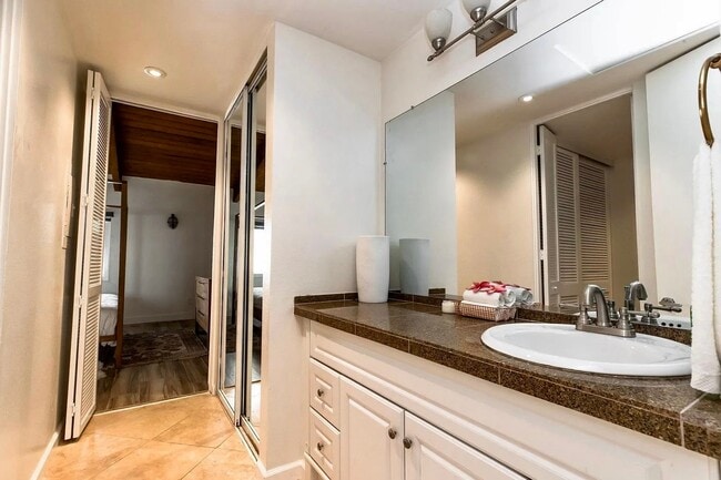 Photo - 6526 Ocean Crest Dr Unidad A302