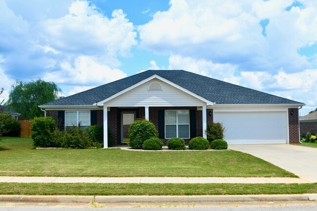 Porche cubierto - 104 Kings Cross Dr