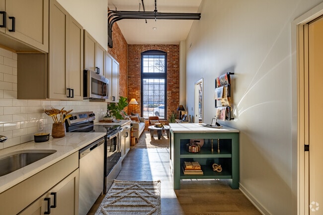 Interior Photo - Dizzy Mule Rental
