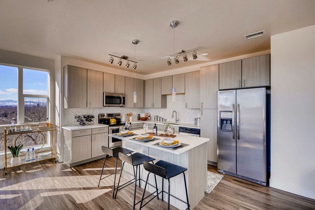 Photo - High Line Pointe