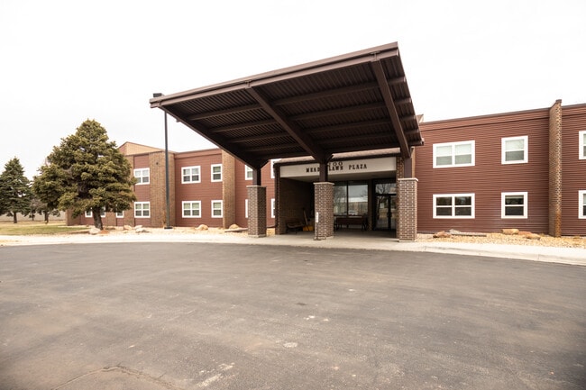 Meadowlawn Plaza Apartments