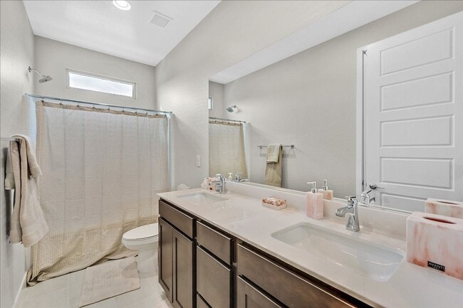 Photo - Experience True Luxury Living In The Heart Of Summerlin