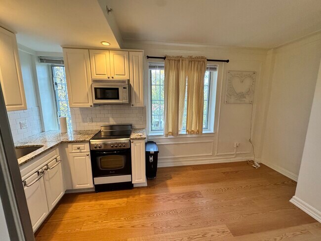 Photo - 20 Chapel St Unit 705