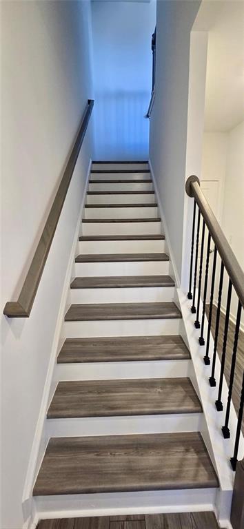 Photo - 224 Maycrest Path