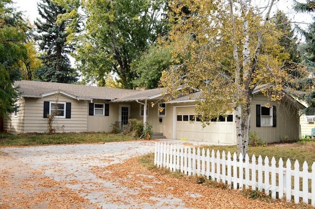 Building Photo - 137 Yale Ave