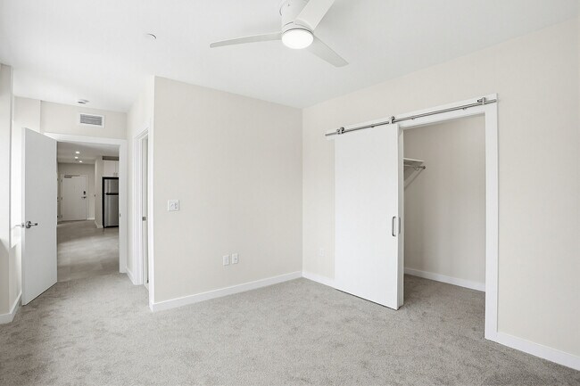 250_College_Avenue_0021s