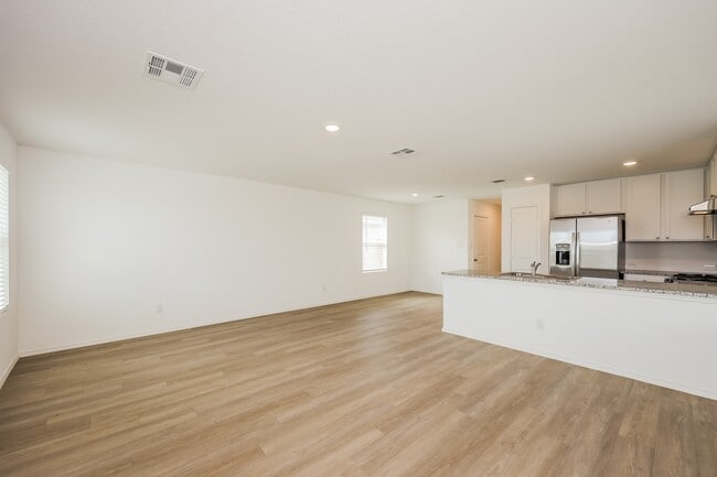 Photo - 14737 Southton Basin