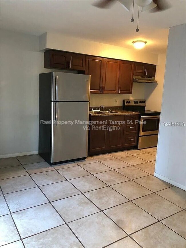 Photo - 404 W Amelia Ave Unit C