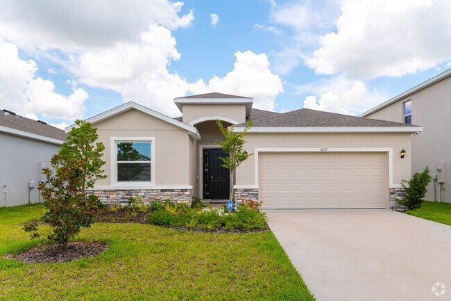 Building Photo - Pet Friendly, Spacious, modern 3 bed home ...