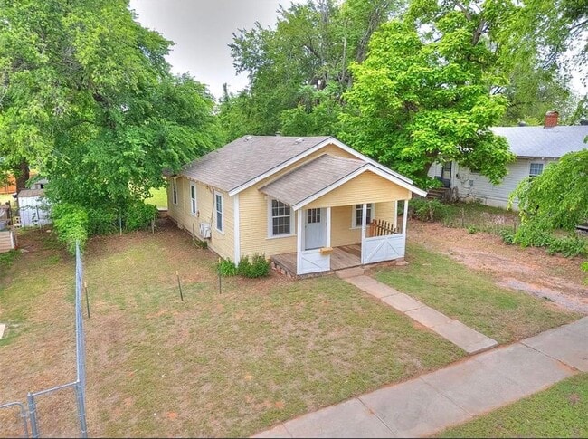 Photo - Charming Three Bedroom Home Located in OKC