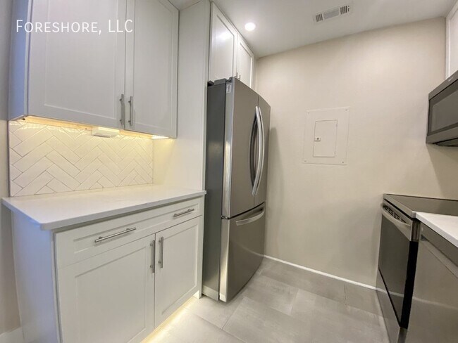 Photo - Modern and Completely Renovated Condo in t...