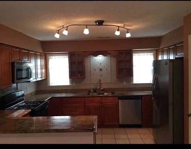 Photo - 3110 Kleinmann Ave