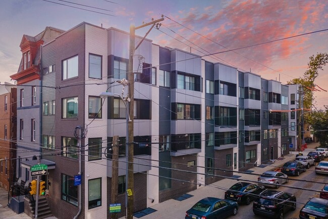 Photo - 1338 N 15th St Unidad C4