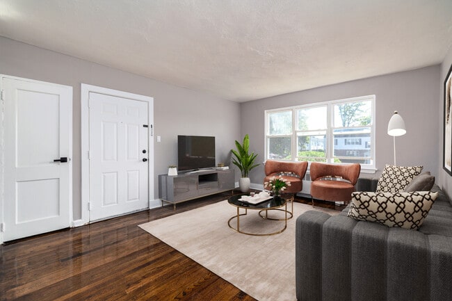 Photo - Pleasant Harbor Apartments