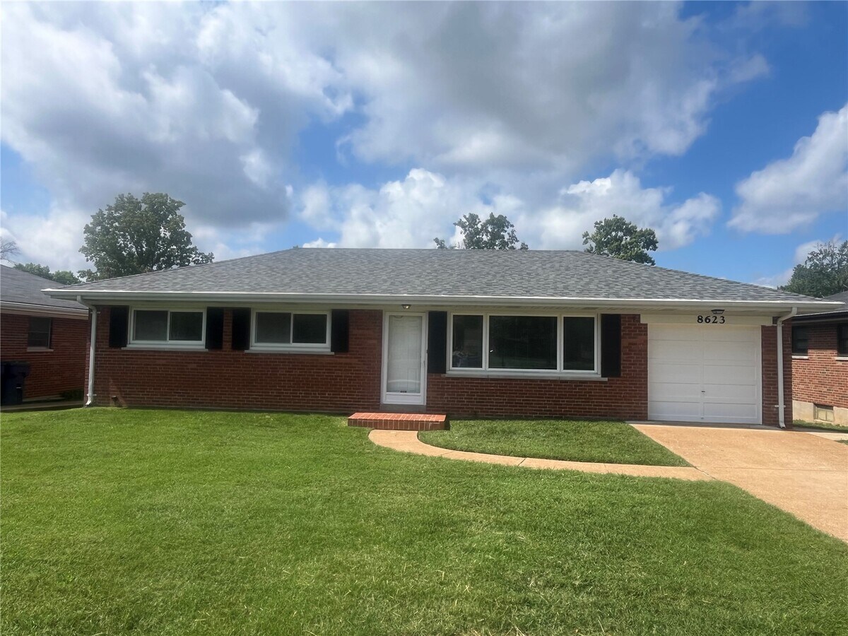 Photo - 8623 Villa Crest Dr