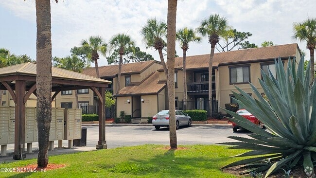 Building Photo - 7767 Las Palmas Way Unit 122 Rental