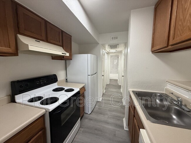 Photo - 6639 S Victor Ave Unit G214