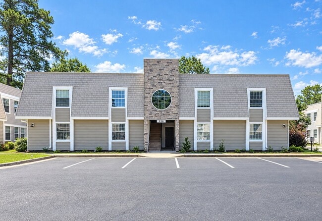 2610 Colony Pines Dr Unit 102