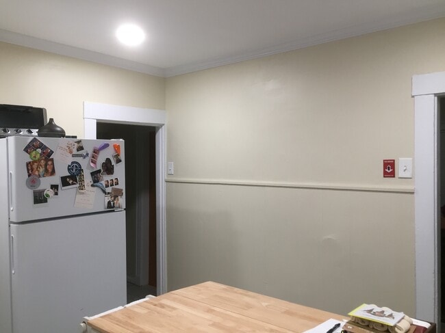 Kitchen - 42 Newbury St Unit 1