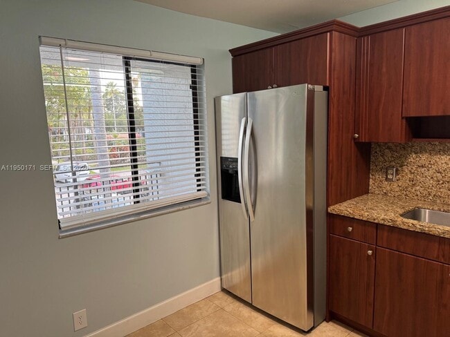 Photo - 16541 Blatt Blvd Unit 203