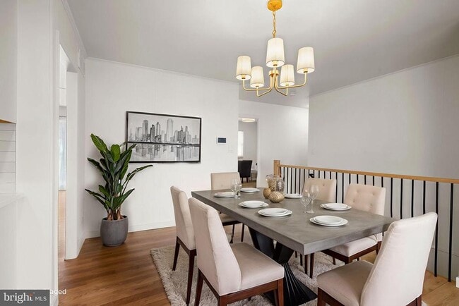 Photo - 1420 Gilbert Rd